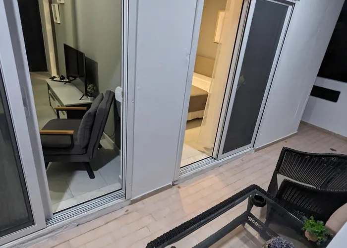 Mini Mansion * Rhodes City