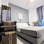 Mini Mansion * Rhodes City
